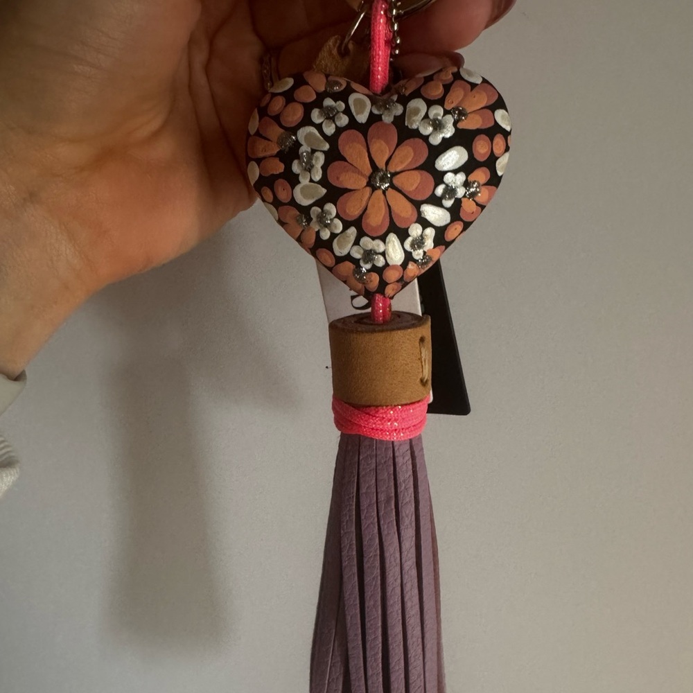 Consuela Heart bagcharm